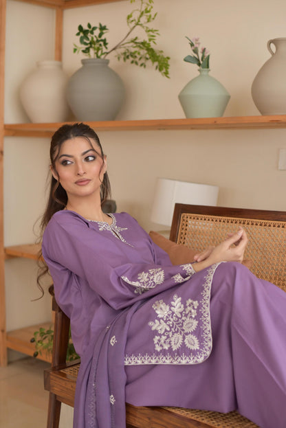 Luxe Chikankari Embroidered Airjet Lawn 3-Piece Suit With Bamber Chiffon Dupatta